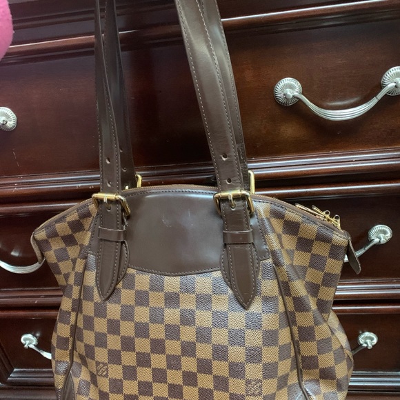 Authentic LV bag in good condition - Picture 2 of 8